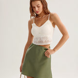 Fustă Mini A-Line din Satin Verde cu Talie Elastică