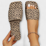 Elisabete - Mocasi cu talpă joasă cu imprimeu de leopard