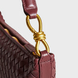 Isa - Burgundy Chic
