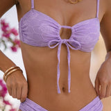 Set de bikini bandeau texturat cu flori mov
