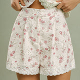 Pantaloni scurți din dantelă brodată floral