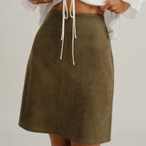 Fustă Mini Dreaptă din Suede Verde